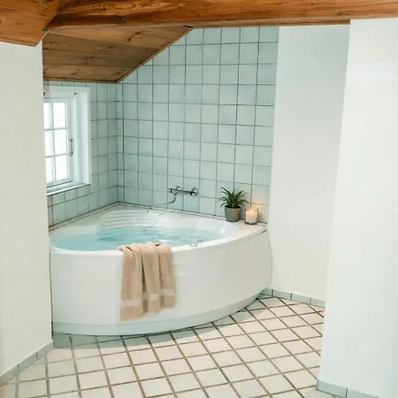 別荘 Ugenert Ved Skoven Med Spabad Og Sauna Rømø